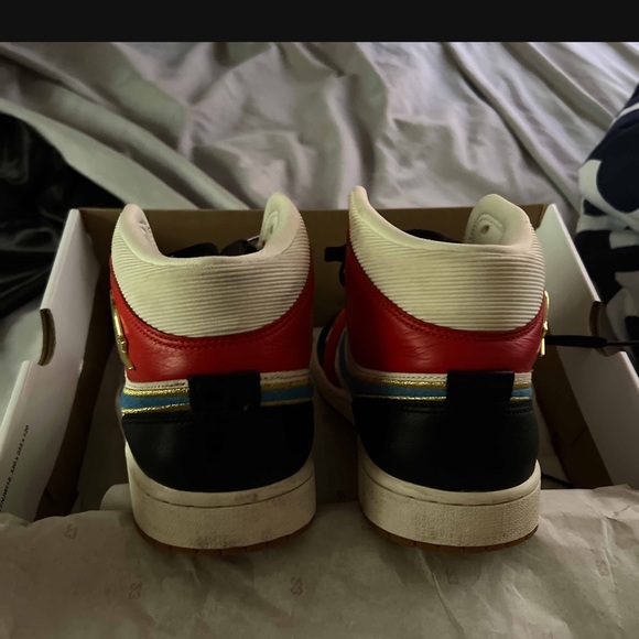 Jordan mid Let(Her) - Picture 6 of 8